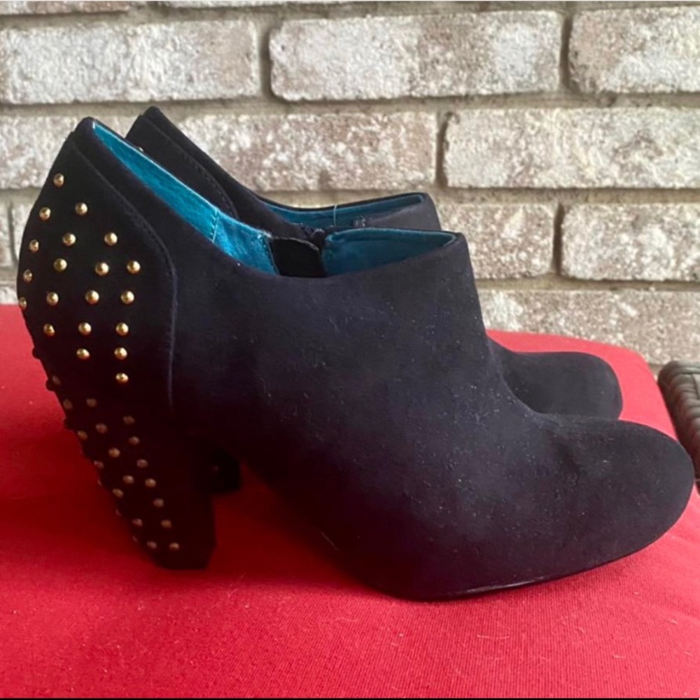 London Rebel black studded booties